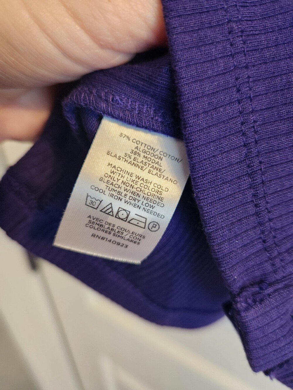 Ann Taylor Deep Purple Ribbed Button-Front Cardigan L - Picture 3 of 3
